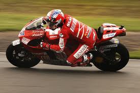 MotoGP-tähti Casey Stoner lopettaa uransa