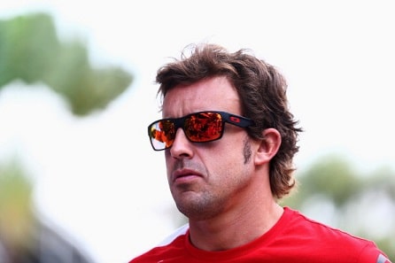 Kimi Räikkösen mennen tullen pessyt Fernando Alonso: Kauden paras kisani Kimi Räikkösen mennen tullen pessyt Fernando Alonso: Kauden paras kisani