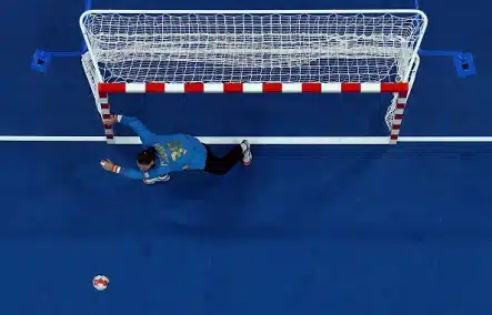 Dicken katkaisi HIFK:n mestaruusputken Dicken katkaisi HIFK:n mestaruusputken