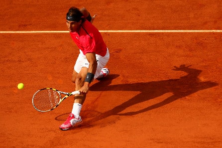 Nadal komealla voitolla toiselle kierrokselle Nadal komealla voitolla toiselle kierrokselle