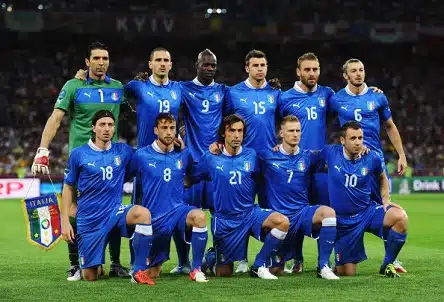 Vihdoin, Italia – voitto jalkapallon Nations Leaguessa