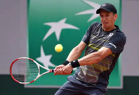 Classic latoi murskanumerot Jarkko Niemisen debyyttiottelussa