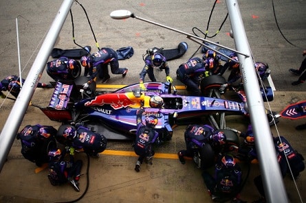 Italialaislehti: Red Bull ei ole vielä läpäissyt törmäystestejä Italialaislehti: Red Bull ei ole vielä läpäissyt törmäystestejä