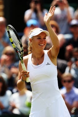 Caroline Wozniacki paineli jatkoon USA:ssa