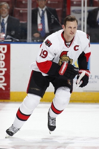 Ottawan tähtisentteri haluaa vaihtaa maisemaa Ottawan tähtisentteri haluaa vaihtaa maisemaa