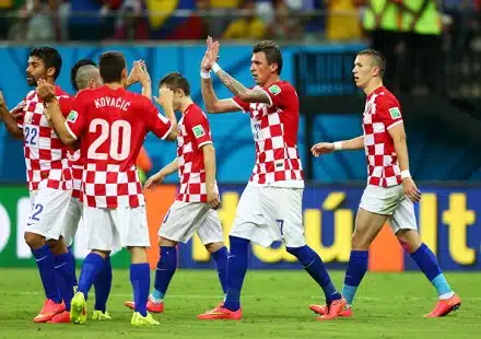 Kroatian huippupuolustaja saa pelata MM-välierässä – FIFA antoi varoituksen