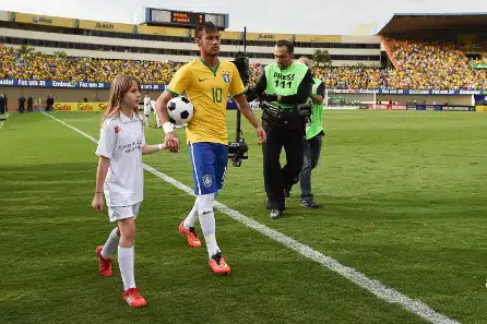 Neymar johdattaa Brasilian MM-taipaleelle – avauskokoonpanot