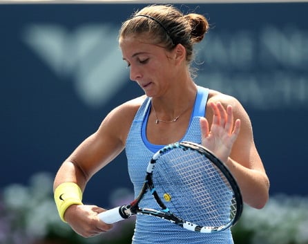 Niminaisia heti laulukuoroon WTA-kisoissa New Havenissa