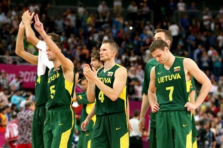 Susijengi välttää vaarallisen Liettuan
