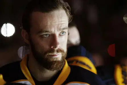Ville Leino avautui urastaan - tienaa edelleen NHL-miljoonia Ville Leino avautui urastaan – tienaa edelleen NHL-miljoonia