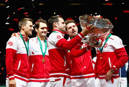 ”Olen jo voittanut tarpeeksi” – Federer omisti mestaruuden joukkueelle