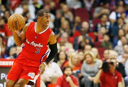 ”Joko olet mukana kilpavarustelussa tai et” – Houston Rockets laittoi pystyyn hurjan takakentän