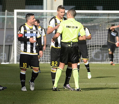 AS Roma voitti hyvin kyseenalaisella maalilla