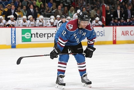 Kanadan kiekkolegenda laittoi hokkarit naulaan: "Uskomatonta työtä" Kanadan kiekkolegenda laittoi hokkarit naulaan: ”Uskomatonta työtä”