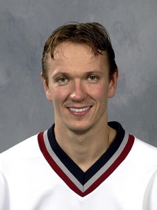 Jokereille hävinnyt Peteris Skudra onnitteli tuoretta latvialaiskollegaansa Jokereille hävinnyt Peteris Skudra onnitteli tuoretta latvialaiskollegaansa