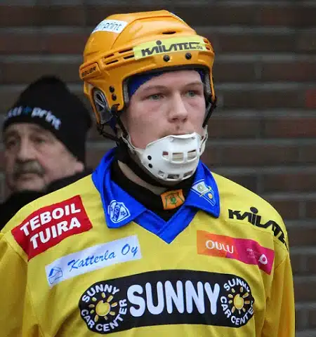 Joulukuun paras jääpalloilija valittu