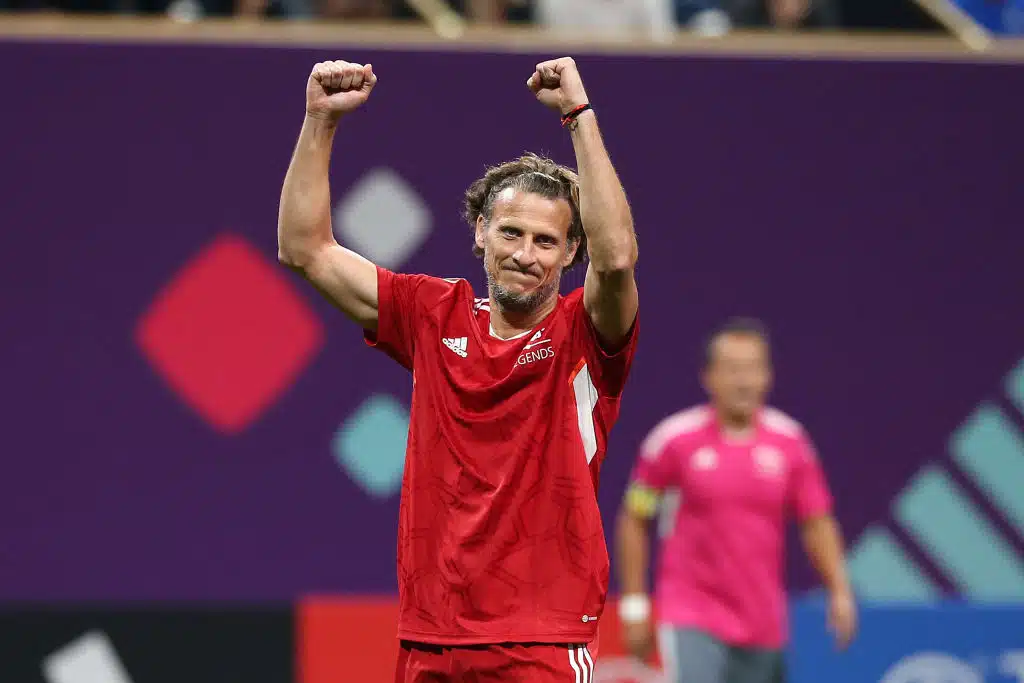 Futislegenda Diego Forlan yllättävälle uralle