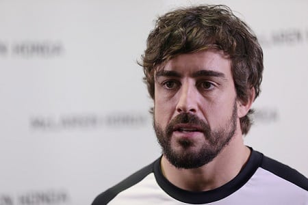 Fernando Alonso saapui median eteen, tyrmäsi kohujuttuja Fernando Alonso saapui median eteen, tyrmäsi kohujuttuja