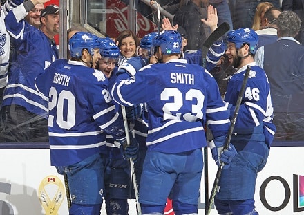 Toronto Maple Leafsin kotihalli vaihtaa nimeään hurjalla summalla Toronto Maple Leafsin kotihalli vaihtaa nimeään hurjalla summalla
