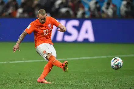 Wesley Sneijder lopettaa maajoukkueuransa