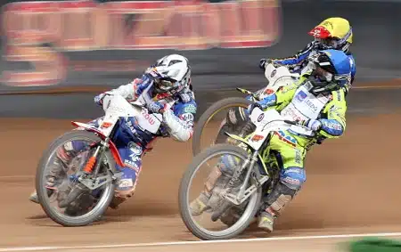 Maailman kovatasoisinta speedwayta Tampereella
