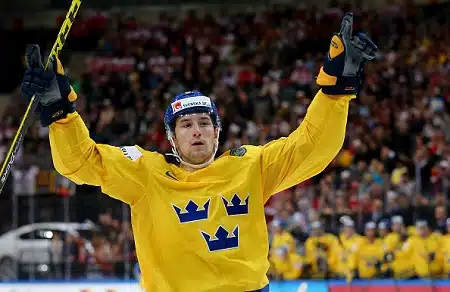 Forsbergin kudin salaisuus: vääräkätiset mailat ja yliraskaat kiekot