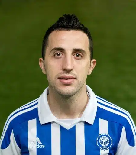 HJK:n Zeneli ymmärtää fanien protestia: "Maarianhamina kiva paikka" HJK:n Zeneli ymmärtää fanien protestia: ”Maarianhamina kiva paikka”