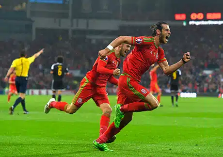 Karmea takaisku – Wales joutuu ratkaiseviin MM-karsintaotteluihin ilman Gareth Balea