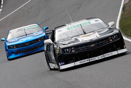 Isän jalanjäljissä kohti mestaruuksia Isän jalanjäljissä kohti mestaruuksia