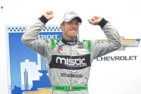 Entinen F1-kuski juhli IndyCar-avauksessa