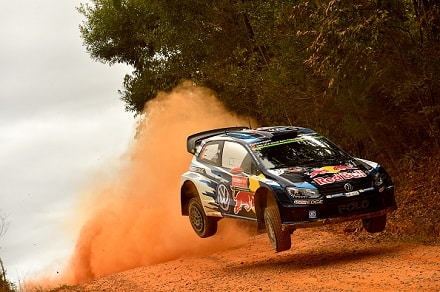Mikkelsen jatkaa Australian MM-rallin kärjessä, Latvala mukavassa vauhdissa (ek19)