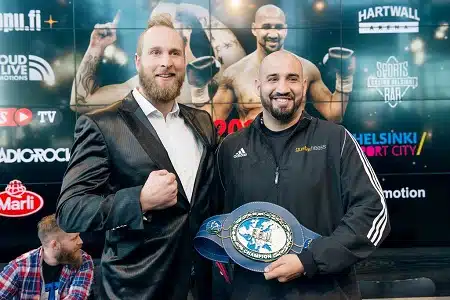 Robert Helenius kypsytti venäläisen vastustajansa kuudessa erässä