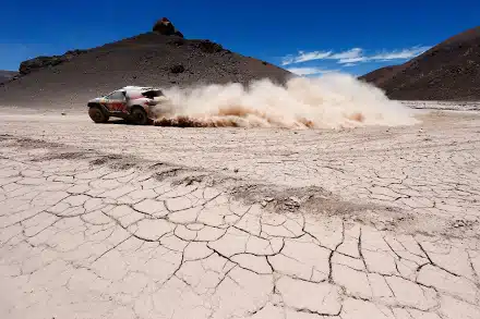 Carlos Sainz voitti Dakar-rallin Carlos Sainz voitti Dakar-rallin