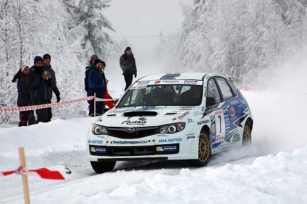 Asunmaalle hattutemppu, Salolla tapa johtaa rallia väärään aikaan