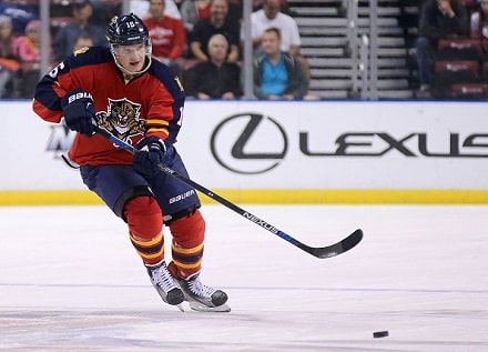 Barkov loukkaantui, Matthews kuroo Laineen etumatkaa umpeen Barkov loukkaantui, Matthews kuroo Laineen etumatkaa umpeen