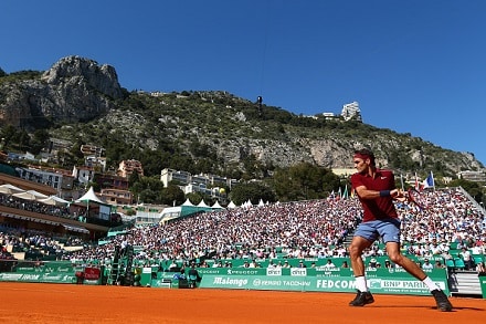 Roger Federer sai komean tasaluvun täyteen