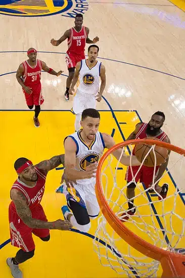 NBA:n supertähti teki historiaa