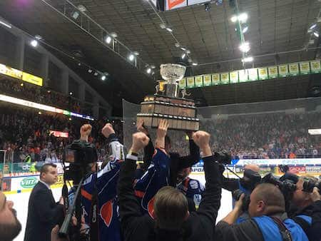 Jääkiekon SM-liiga teki toivotun playoff-uudistuksen Jääkiekon SM-liiga teki toivotun playoff-uudistuksen
