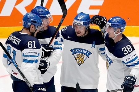 Jääkiekon MM-kisat sunnuntaina: Ranska kiusaamaan Leijonia Jääkiekon MM-kisat sunnuntaina: Ranska kiusaamaan Leijonia