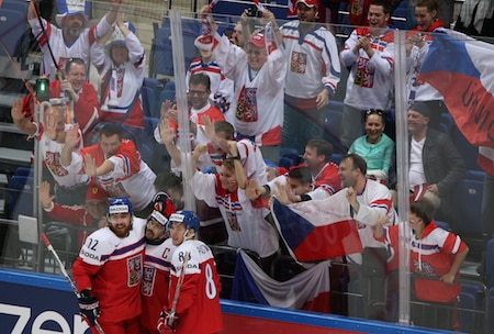 Tshekki yllätti Venäjän tähtinipun World Cupin esiottelussa Tshekki yllätti Venäjän tähtinipun World Cupin esiottelussa