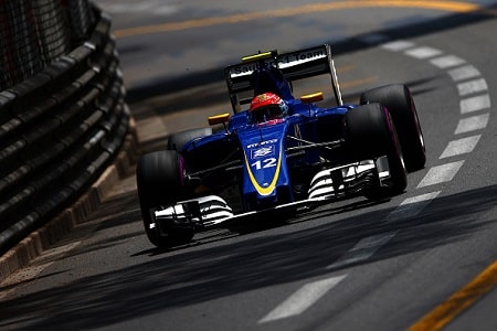 Sauberin kuljettajat vaihtumassa