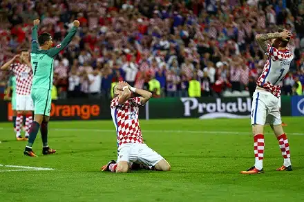 Kroatialle ennätysmäinen jalkapallotappio: Espanja takoi 6-0-tuloksen