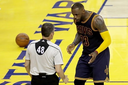 Nyt kynnetään syvällä – LeBronille ja kumppaneille neljäs peräkkäinen tappio