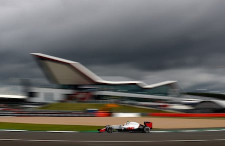 Ferrarin lupaus haikeana: Kaipaan Jules Bianchin apua