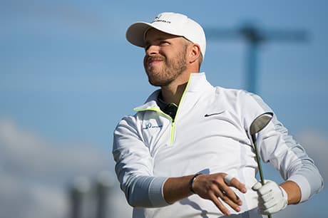 Mikael Salmiselle ja Daniella Barrettille Golfin reikäpelin SM-kultaa