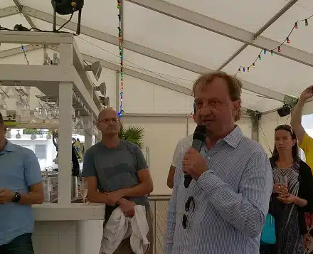 Hjalliksen legendaarisesta teosta 30 vuotta, viimeisin suomalainen