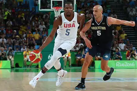USA olympiakoripallon finaaliin – Espanjan tähti yritti kaikkensa