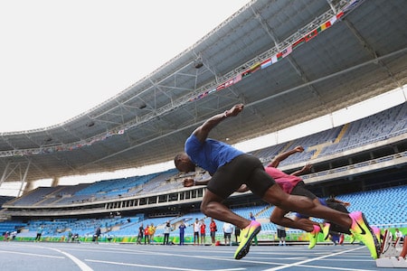 Justin Gatlin vakuuttavasti jatkoon satasen sileällä