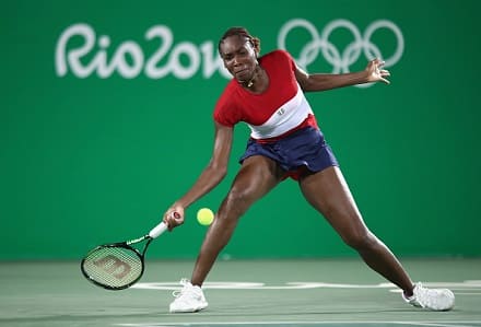 Olympiatennis: Venus Williams pelaa kultamitalista sunnuntaina