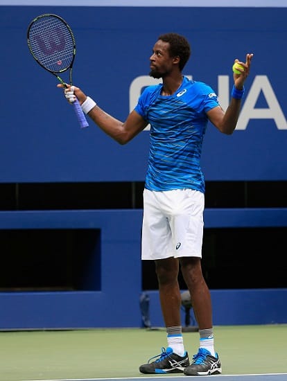 ”Kyllä minä v***u yritän” – McEnroe ja Monfils sanasodassa US Openissa